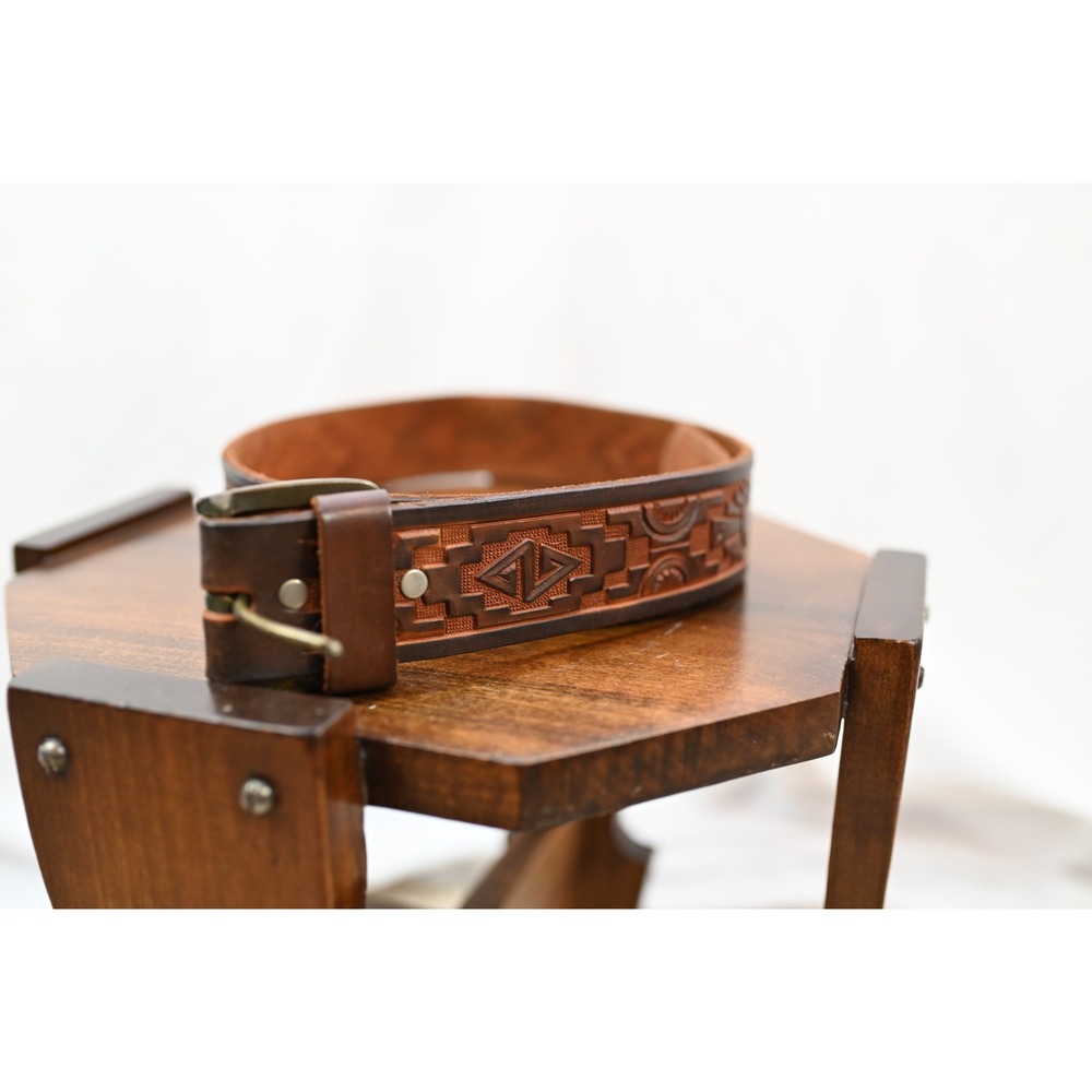 JCPenney Mens Brown Genuine Leather Embossed Southwestern Belt Size 32 97018